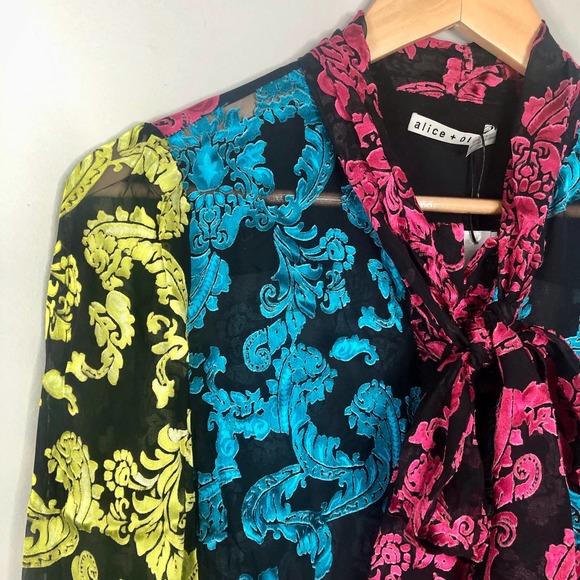 NWT Alice + Olivia Jeannie Show Me Love Tie Neck Silk Jacquard Velvet Blouse M - Picture 11 of 16